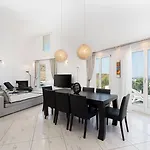 Villa Zen