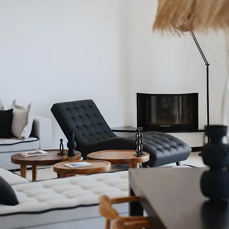 Zen Villas Villa Akrotiri (Santorini)